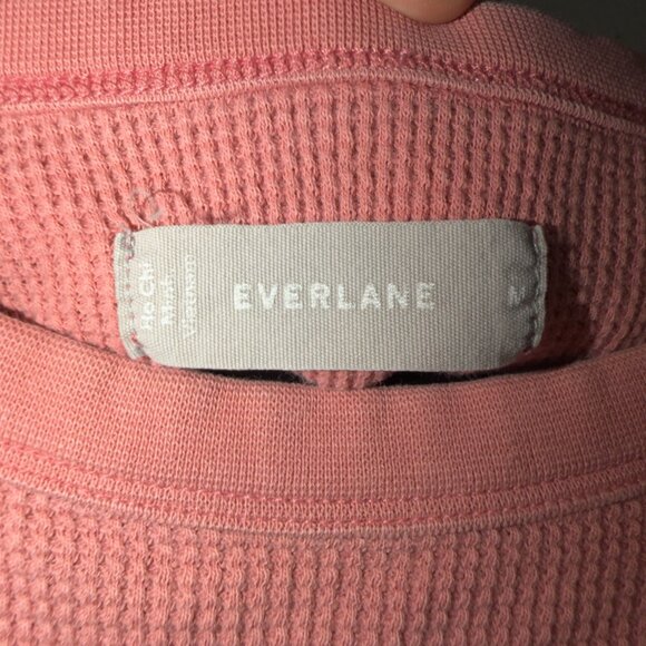 Everlane Waffle Knit Tee Size M Dusty Rose Short Sleeve Scalloped Hem Top - Picture 3 of 5
